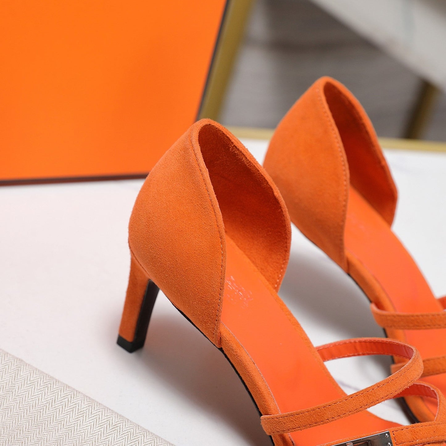 HM 26ss Sandals 65 Orange Suede 601230