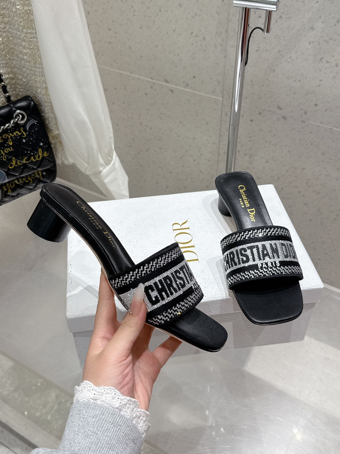 CD 26s Rhinestone Flat Slippers Black Canvas Leather 636390
