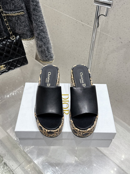 CD 26s Platform Sandal 65 Black Beige Monogram Leather 636355