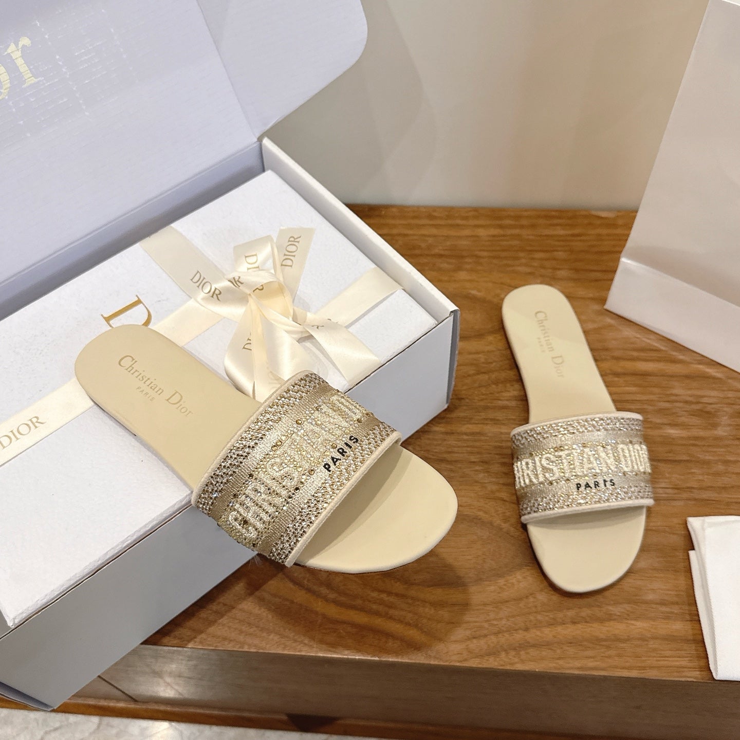 CD 26s Embroidered Sandals Beige Canvas Leather 685603