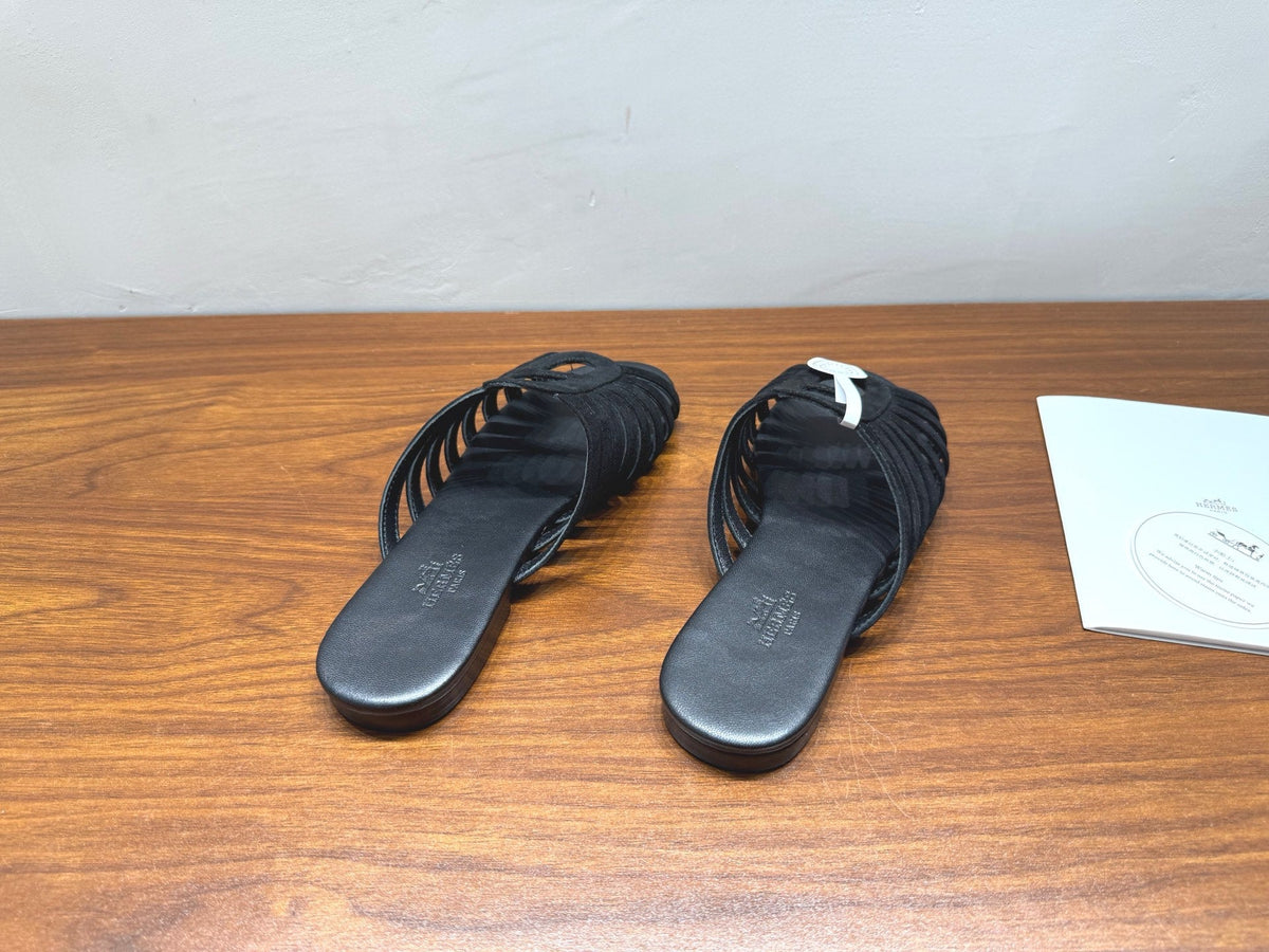 HM Noria Sandals Black Suede 849477