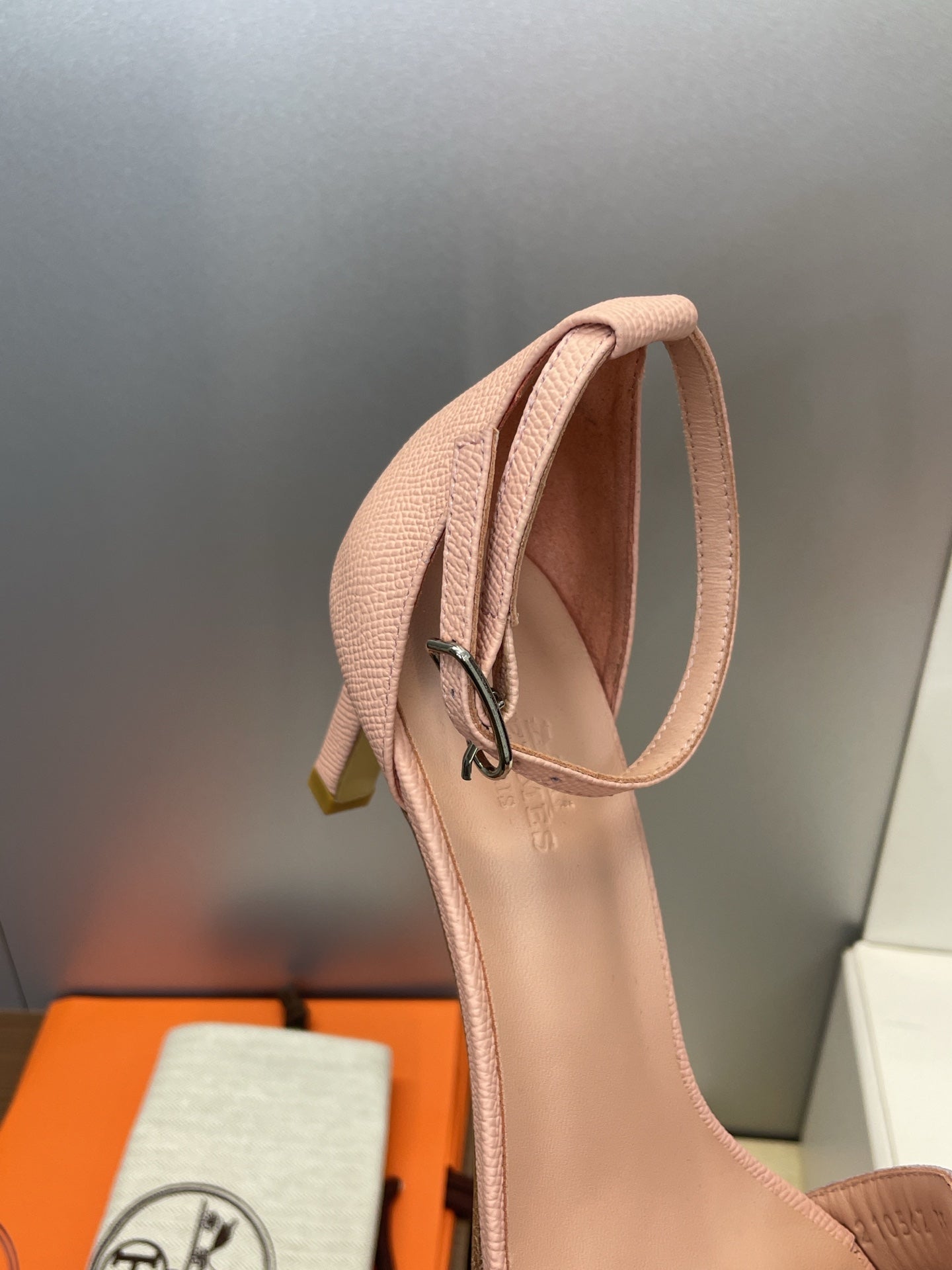 HM 26ss High Heel Sandals 70 Light Pink Cowhide 607118