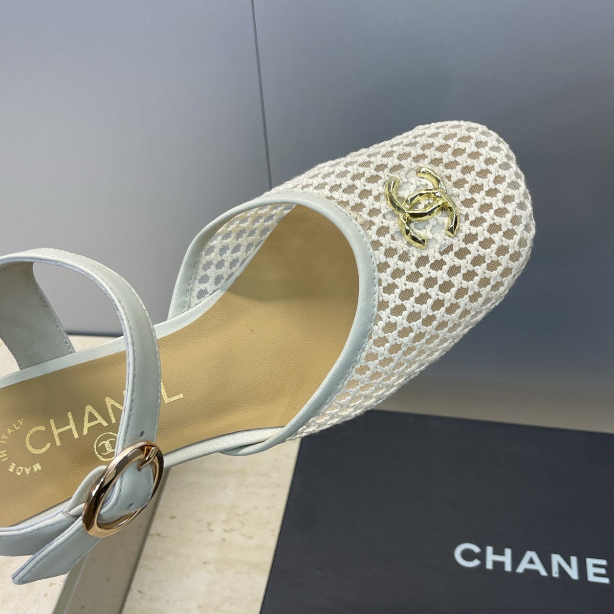 CC 26 Slingback Pump 45mm White Beige Mesh Sheepskin 607482