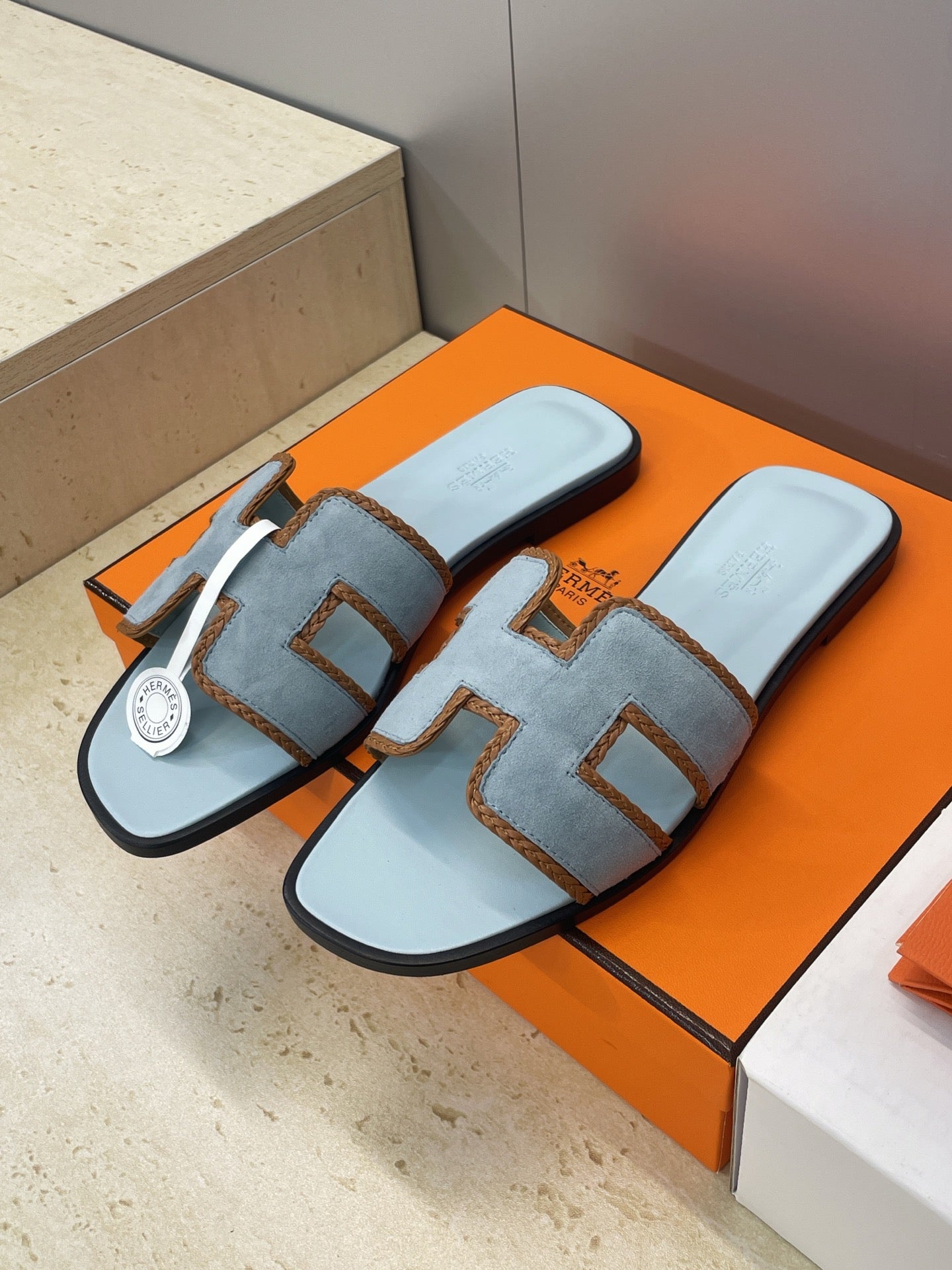 HM 26ss Oran Sandals Baby Blue Brown Suede Calfskin 607250