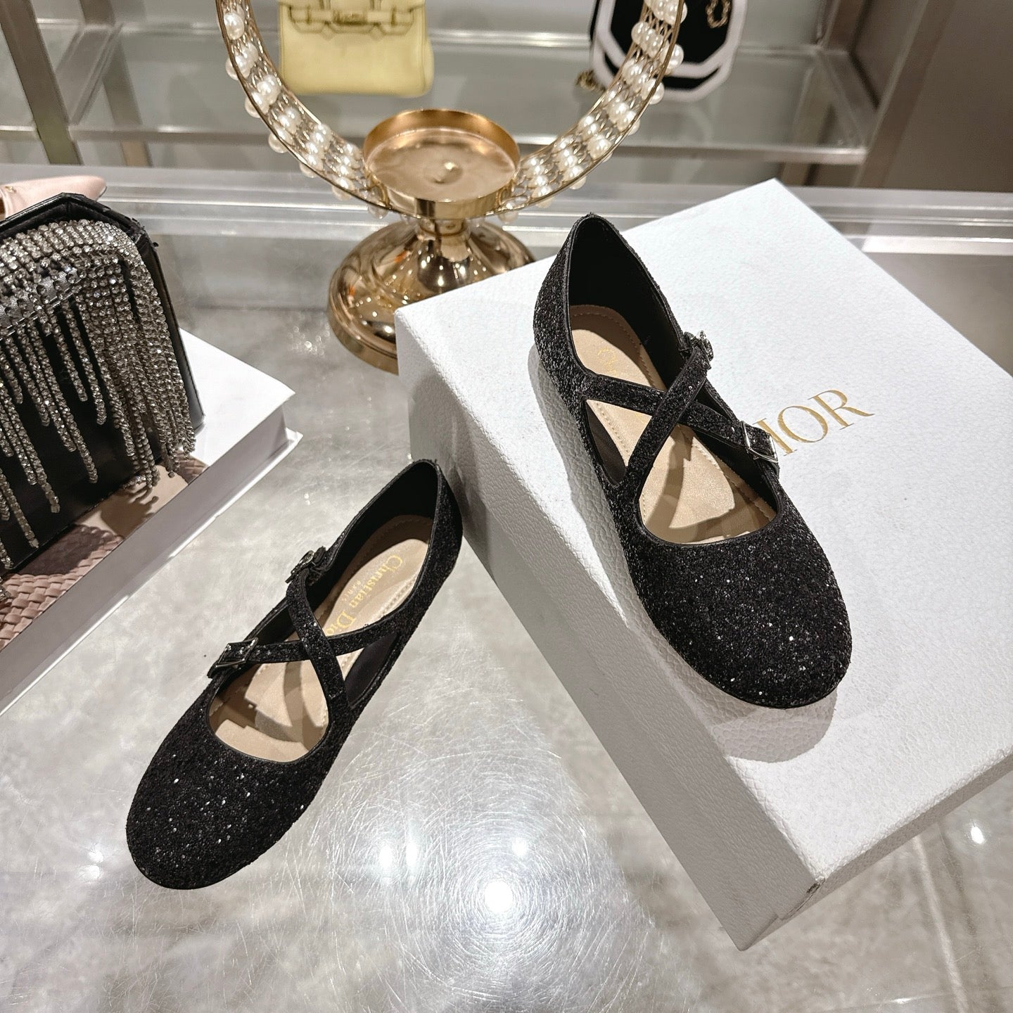 CD 26 Ballet Flats Black Leather With Sequins 592215