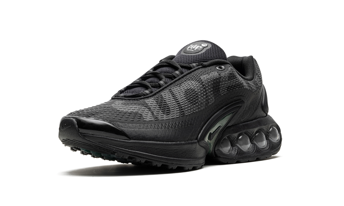 Air Max Dn "Supreme - Black" FZ4044 001